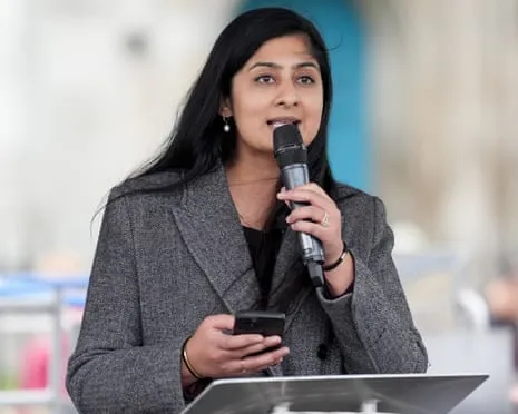The Coventry South MP Consults Libel Lawyers In the Wake of Clash With Jeremy Corbyn Over Party Membership System